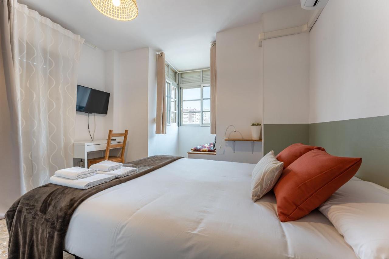 Claveles Apartment By Bossh! Apartments Málaga Eksteriør billede